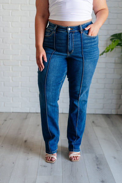 Effortlessly step up your denim game with our Campbell High Rise Seam Detail Straight Jeans from Judy Blue