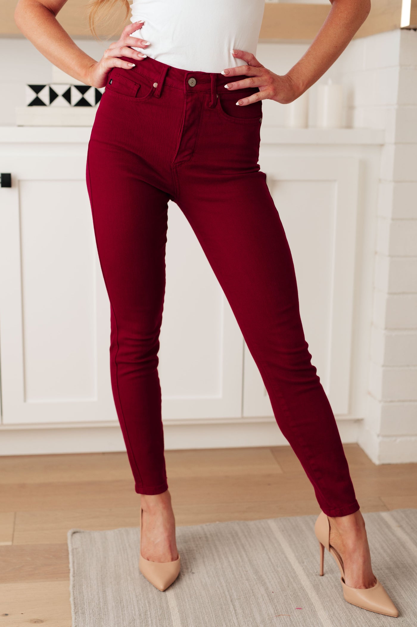 Discover Wanda High Rise Control Top Skinny Jeans from Judy Blue for a flattering and confident fit.