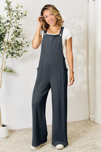 With convenient side pockets, this versatile piece is perfect for any occasion. Get ready to be enchanted with its stylish design and functionality.