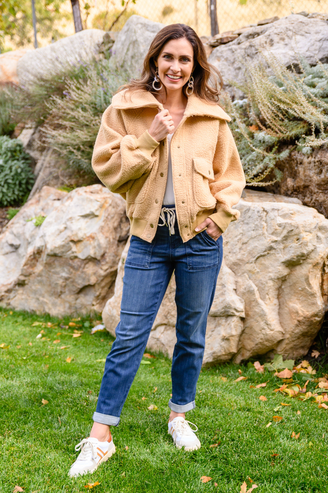 It's easy to let the cold weather get the best of your mood but the Don't Stress Oversized Collar Sherpa Jacket In Taupe